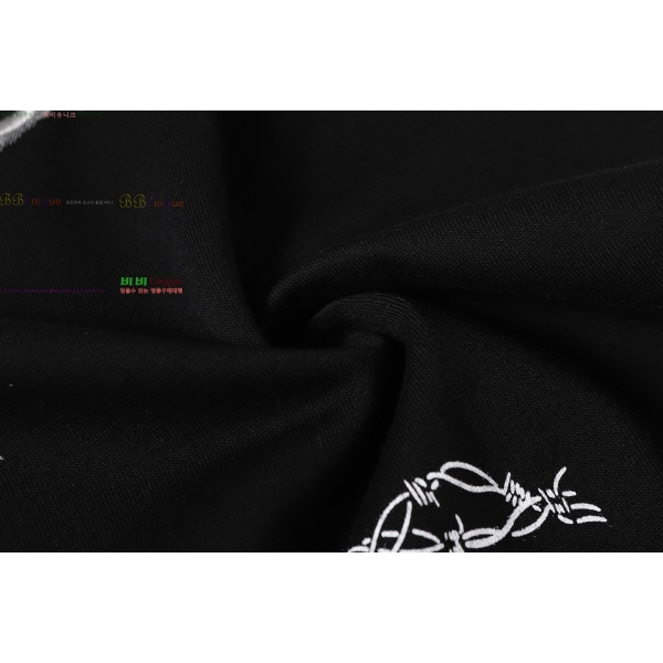 ���� ũ������ ���� Ƽ���� CH817355-1