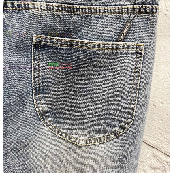 ���� �߷��þư� û���� BA362569-4