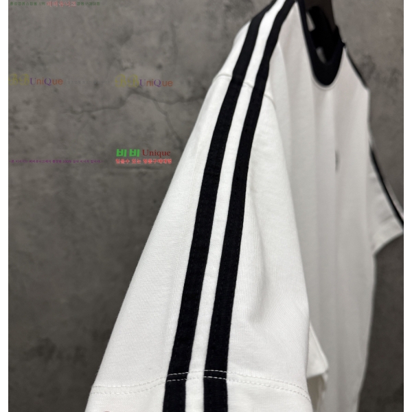 ���� ũ������ ���� Ƽ���� CH814568-2