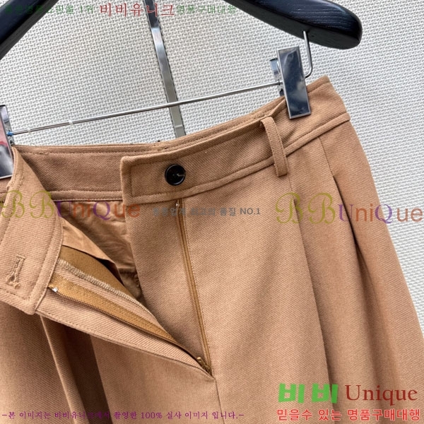 ���� ���ڷ� ��ġ�ڸ� ��ĿƮ BC345062-2