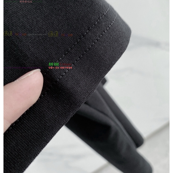 ���� ũ������ ���� Ƽ���� CH62890-6