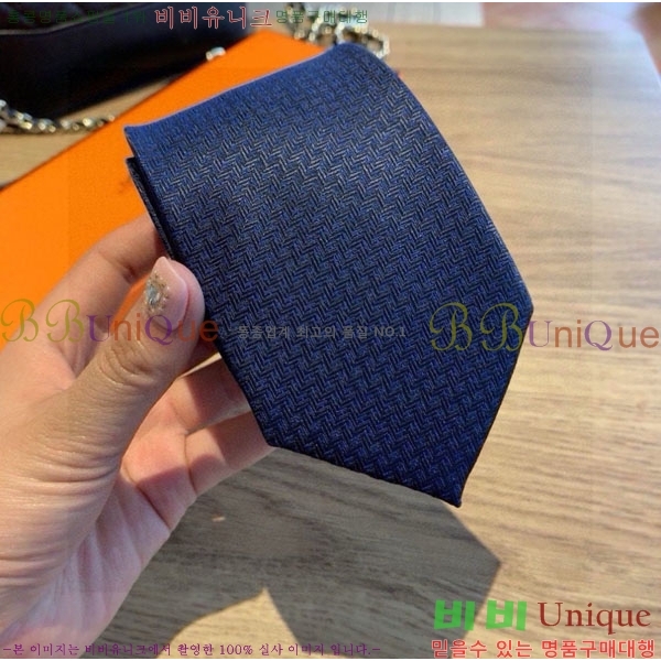 #�����޽� ��Ÿ�� HQ523629-2