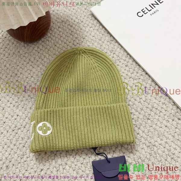 ��**�� ���� M300979-4