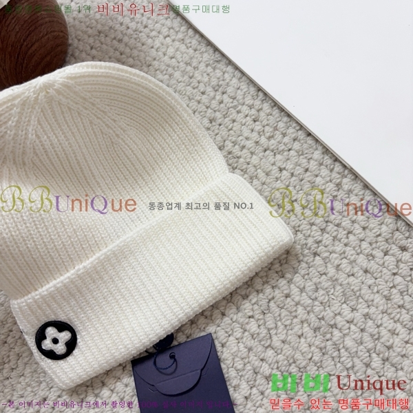 ��**�� ���� M300979-5