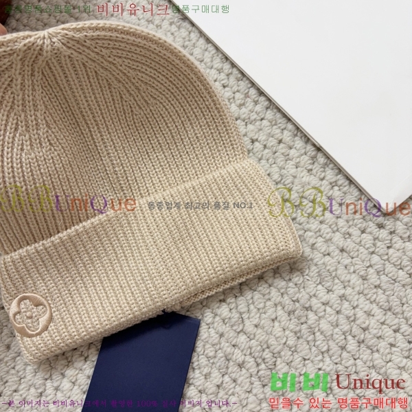 ��**�� ���� M300979-6