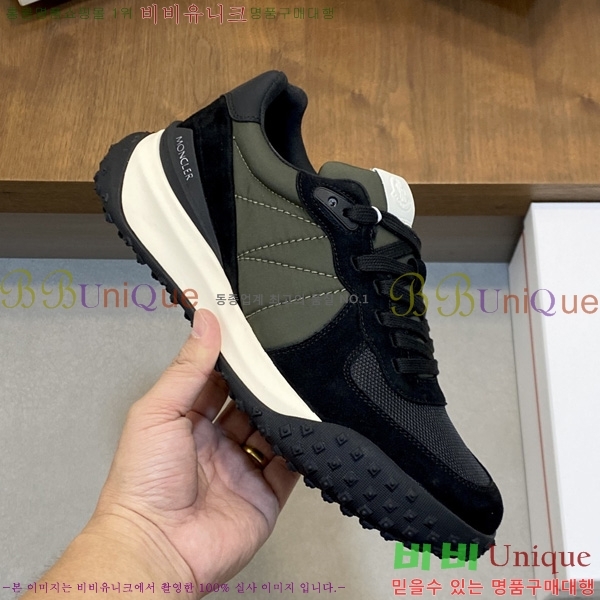 ���� ��**�� ����Ŀ�� M1022490-1