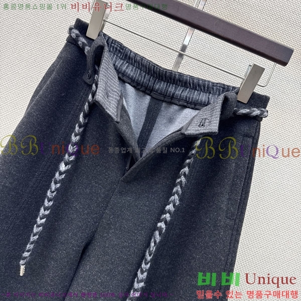 ���� �� �ο� 7�� ���� THE4754568-1